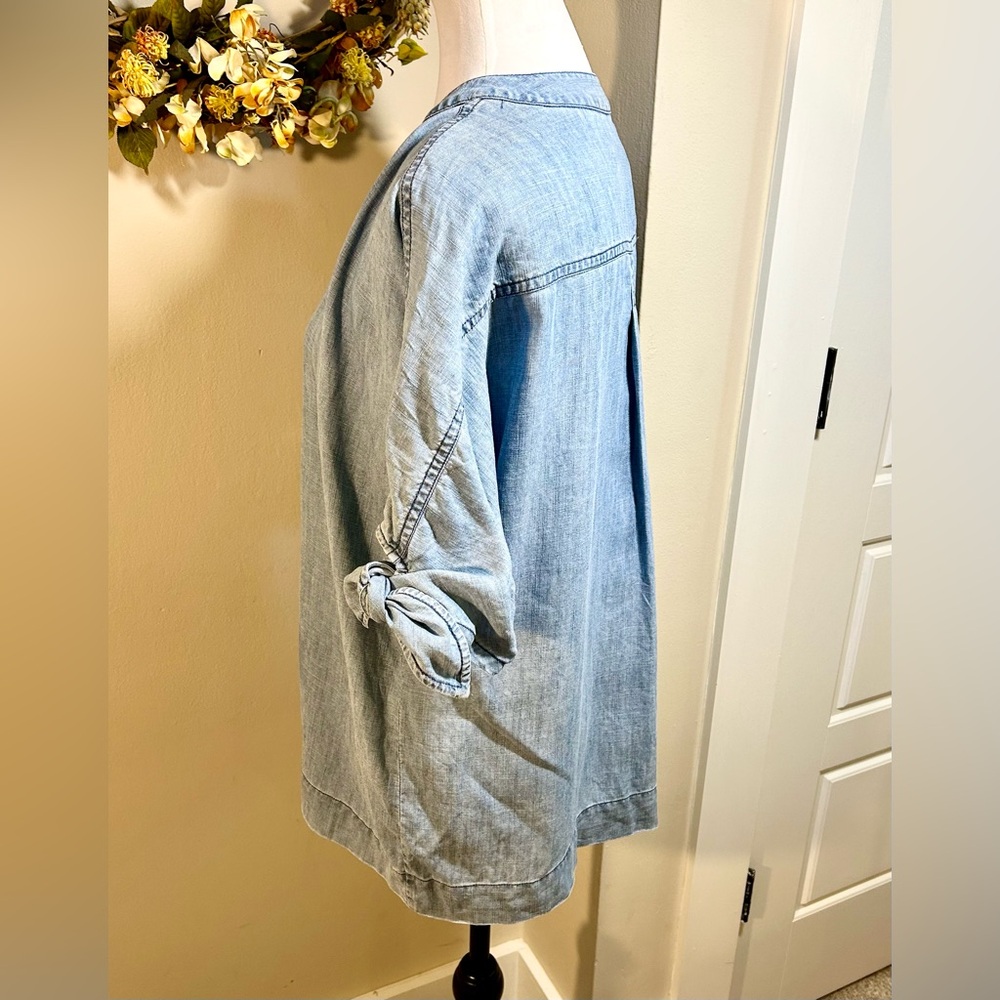 TRINA TURK Calle Ocho  Linen Blend Tie Sleeve 3 Button Front V-Neck Top~L💛 - Picture 8 of 11